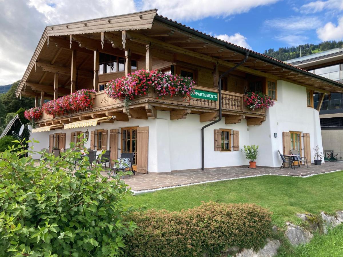 Landhaus Krall Бриксен-им-Тале Экстерьер фото